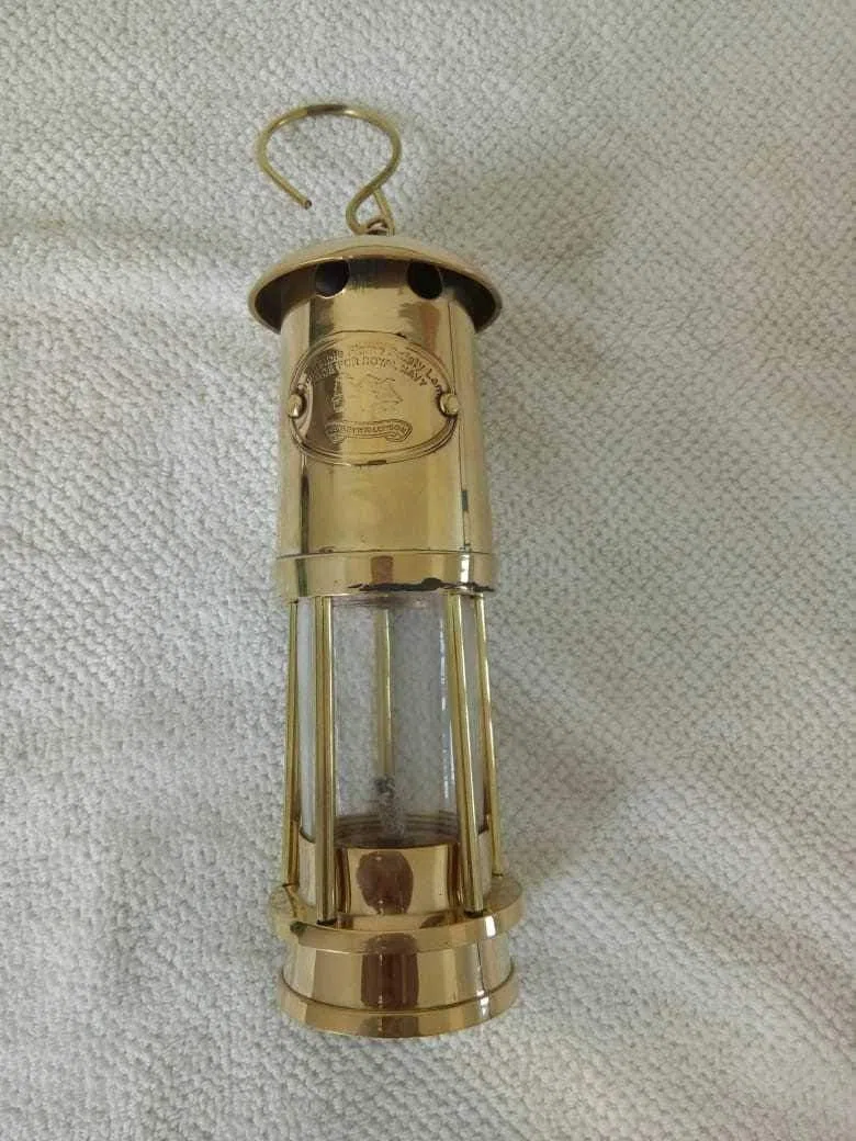 Lampe de mineur en verre blanc de style nautique de 15,2 cm