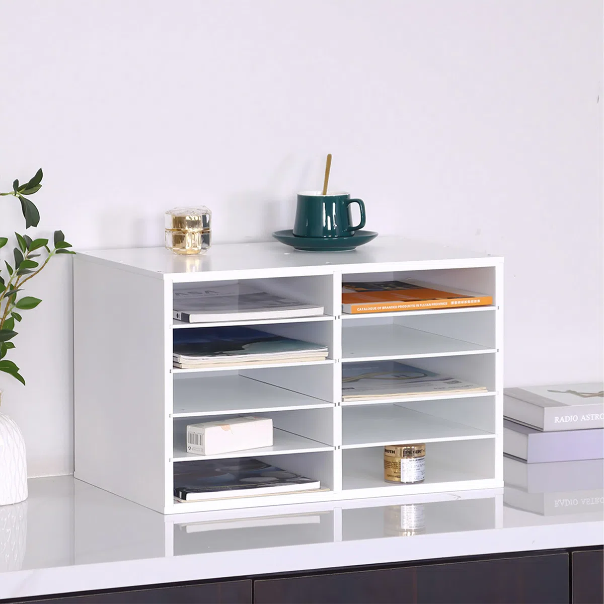 Relaxdays Documentation en Bambou, A4, 10 Compartiments, Bureau, H x L x P 31 x 49 x 31 cm, Organiseur, Blanc