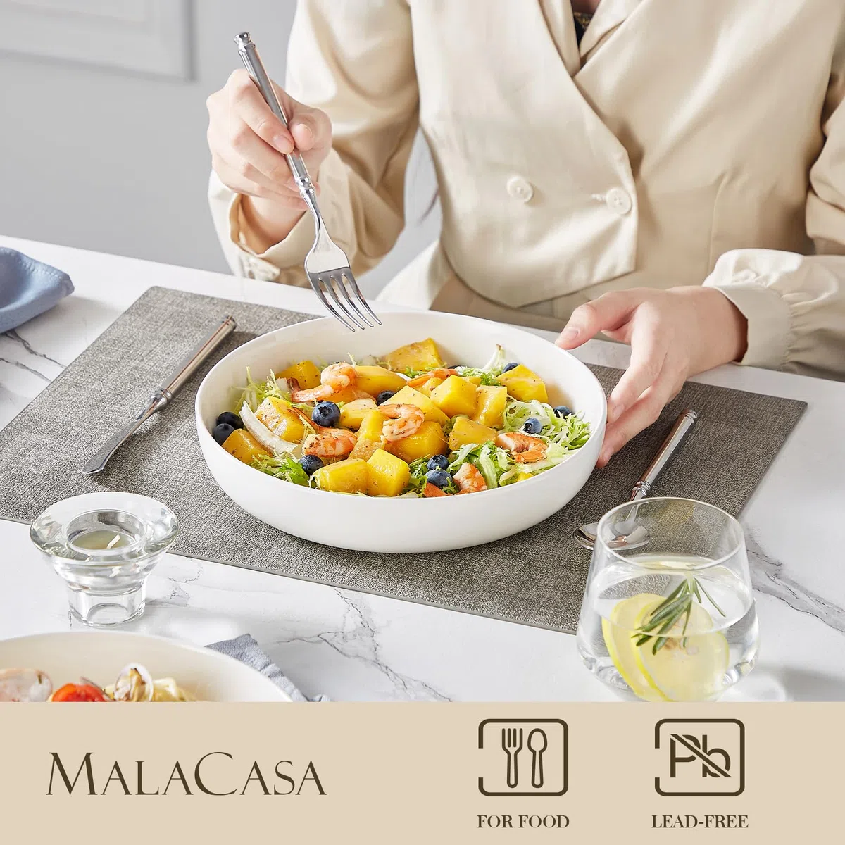 MALACASA, série LUNA, Lot de 4 Bols à Pâtes en Porcelaine de 1440ml, Grands Bols à Salades avec Bordure Incurvée, Va au Lave-vaisselle, au Micro-ondes et au Four, Blanc